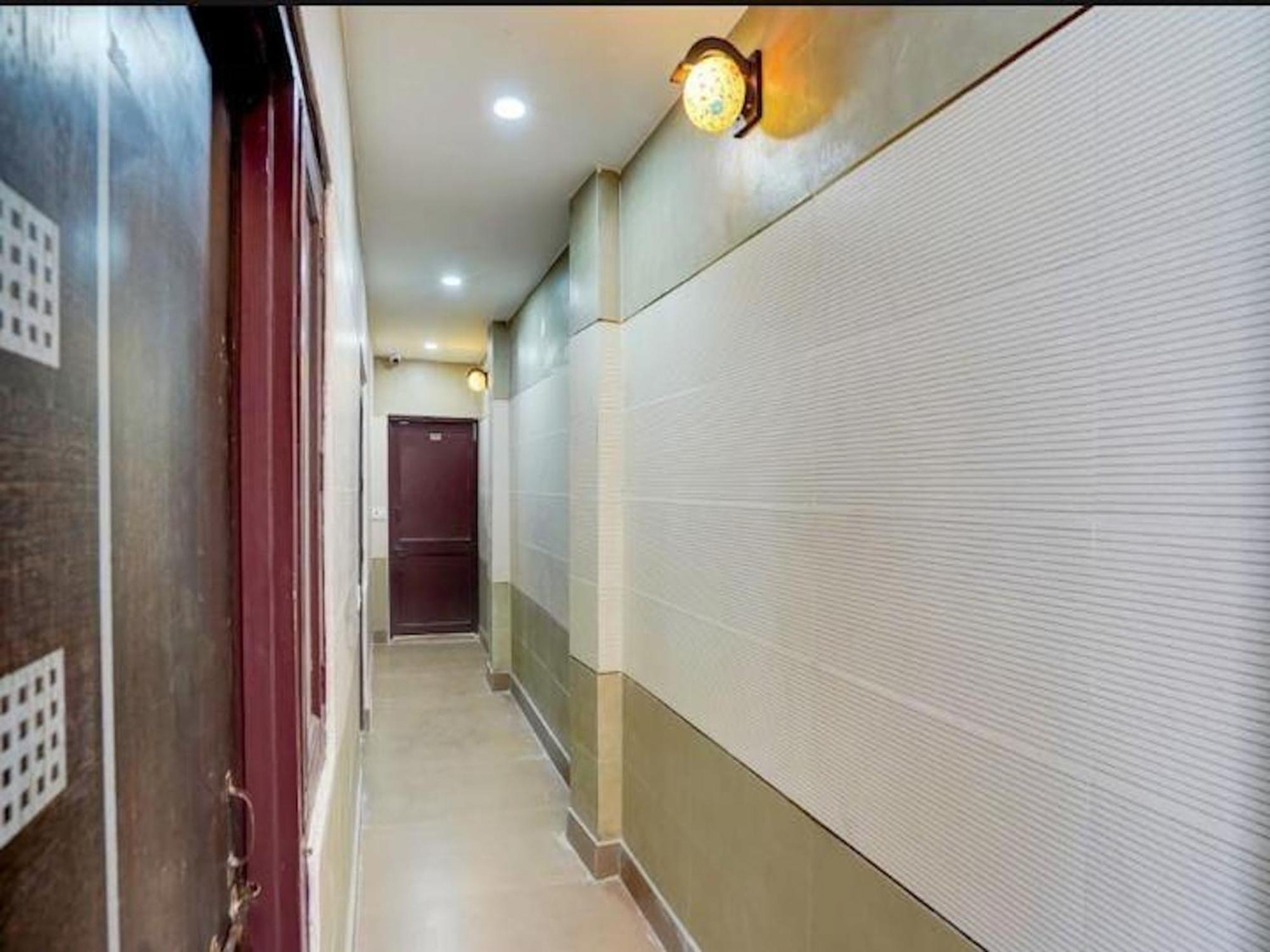 Hotel City Palace New Delhi Bagian luar foto